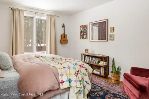 $889,000 | 52 Meher Circle, Woodstock, NY 12498