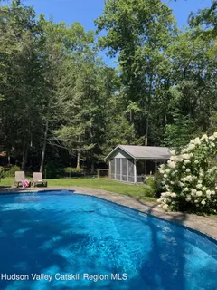 $889,000 | 52 Meher Circle, Woodstock, NY 12498