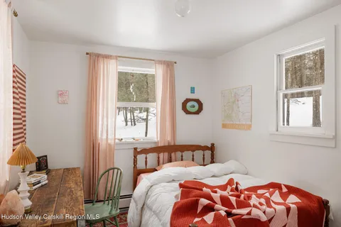 $889,000 | 52 Meher Circle, Woodstock, NY 12498