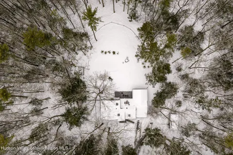 $889,000 | 52 Meher Circle, Woodstock, NY 12498