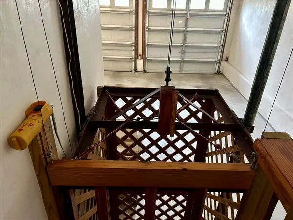 a view of parking area