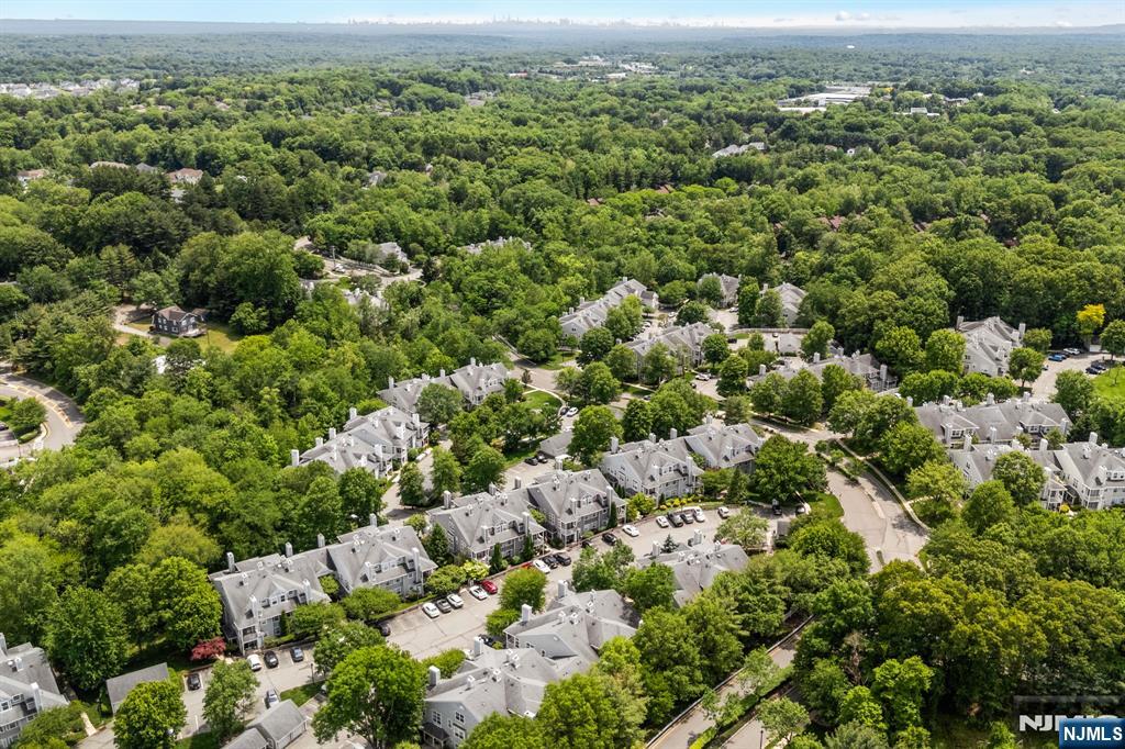 1306 Paddington Road, Unit 1306 Mahwah, NJ 07430 - Photo 30 of 36