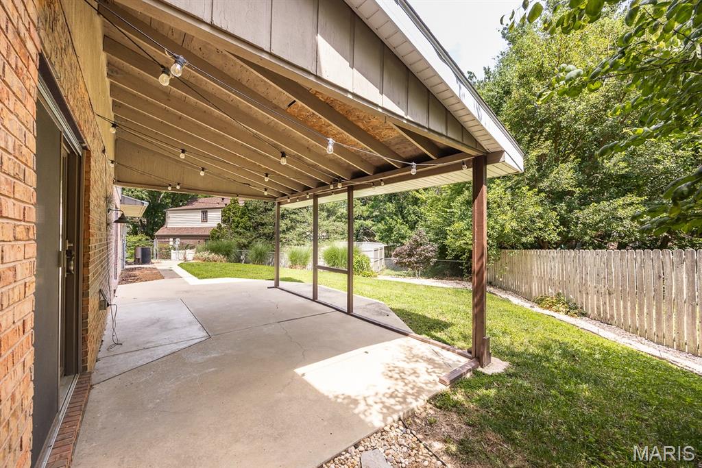 914 Reiss Road O'Fallon, IL 62269 - Photo 9 of 40