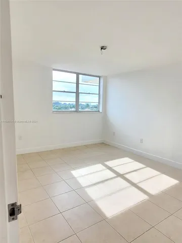 $245,000 | 7900 Tatum Waterway Drive, Unit 502, Miami Beach, FL 33141