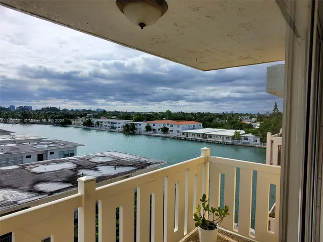 $245,000 | 7900 Tatum Waterway Drive, Unit 502, Miami Beach, FL 33141