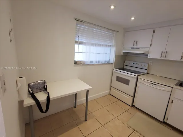 $245,000 | 7900 Tatum Waterway Drive, Unit 502, Miami Beach, FL 33141