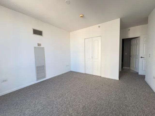 $3,000 | 635 North Dearborn Street, Unit 2003, Chicago, IL 60654