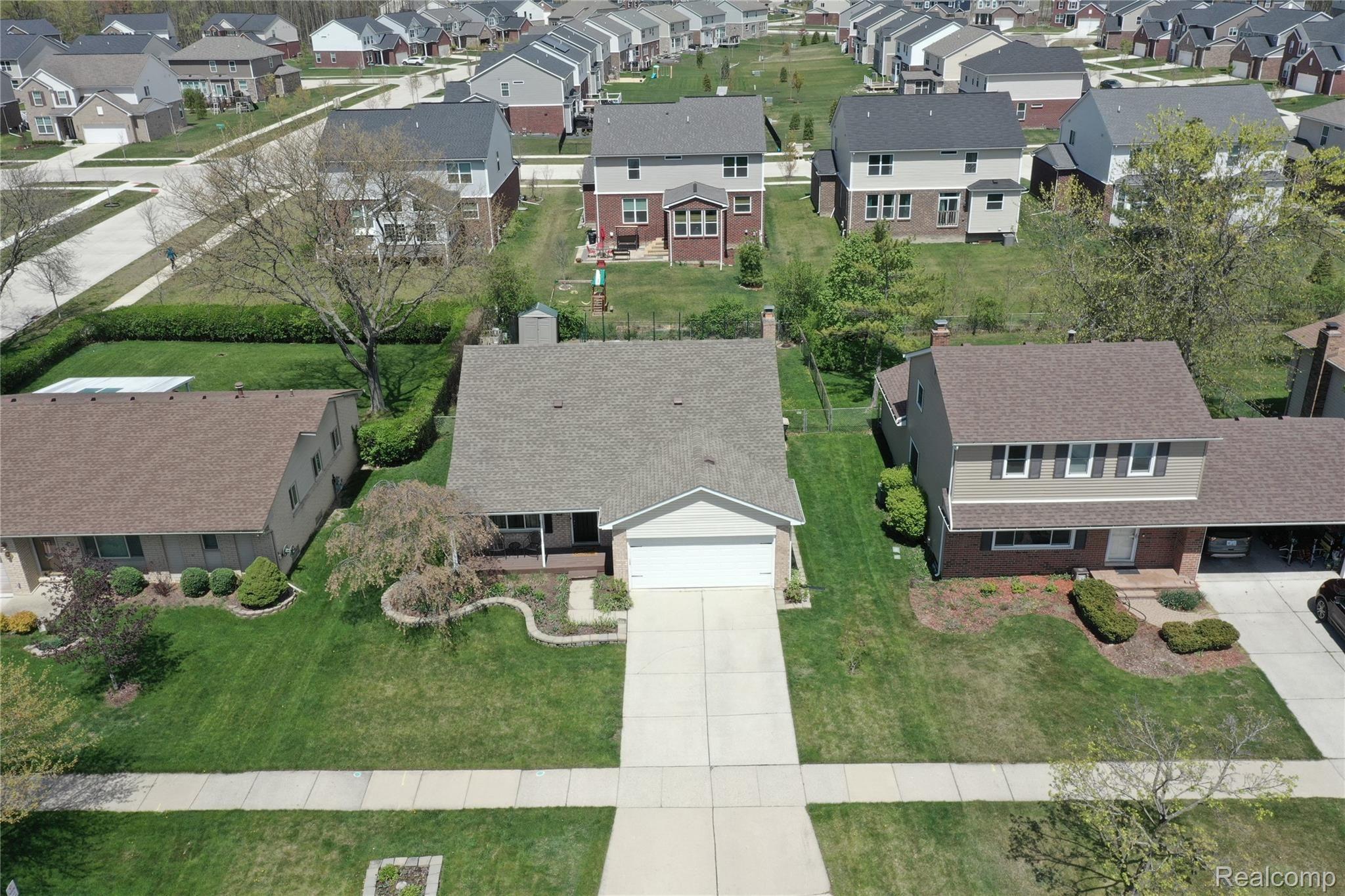 44148 Proctor Road Canton, MI 48188 - Photo 31 of 36 Photo Apr 30, 1 27 45 PM.jpg