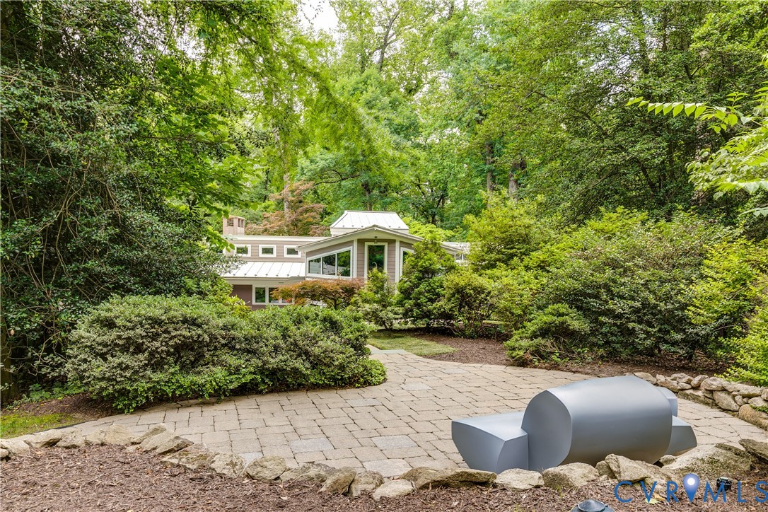 220 Ampthill Road Richmond, VA 23226 - Photo 56 of 59 One of several patios