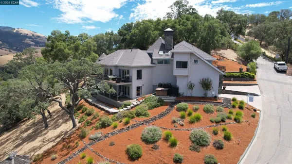 $3,168,000 | 715 Castle Rock Road, Walnut Creek, CA 94598