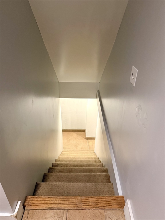 180 Russell Road Westfield, MA 01085 - Photo 31 of 40