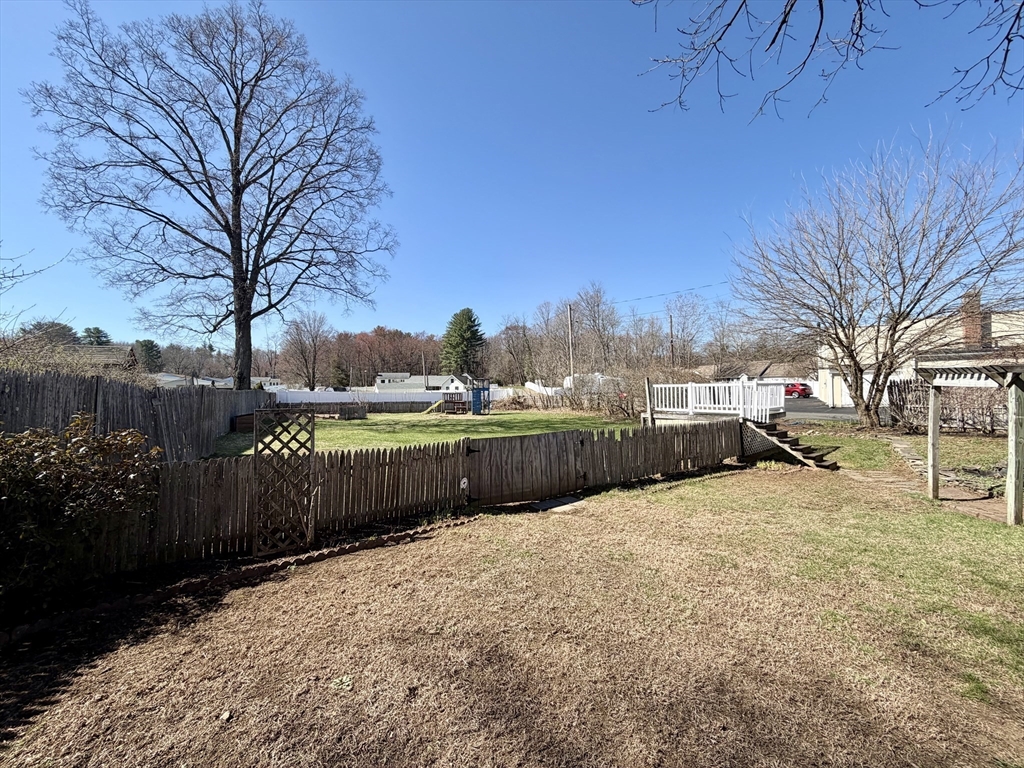 180 Russell Road Westfield, MA 01085 - Photo 34 of 40