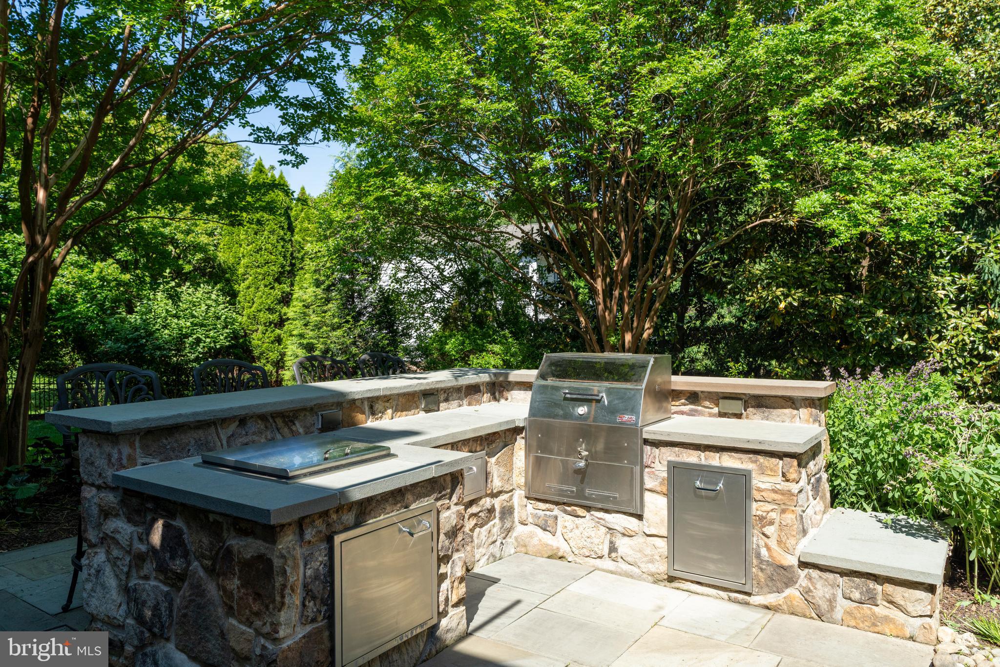 2006 Cranbourne Road Lutherville-Timonium, MD 21093 - Photo 65 of 89 Builtin outdoor Kitchen