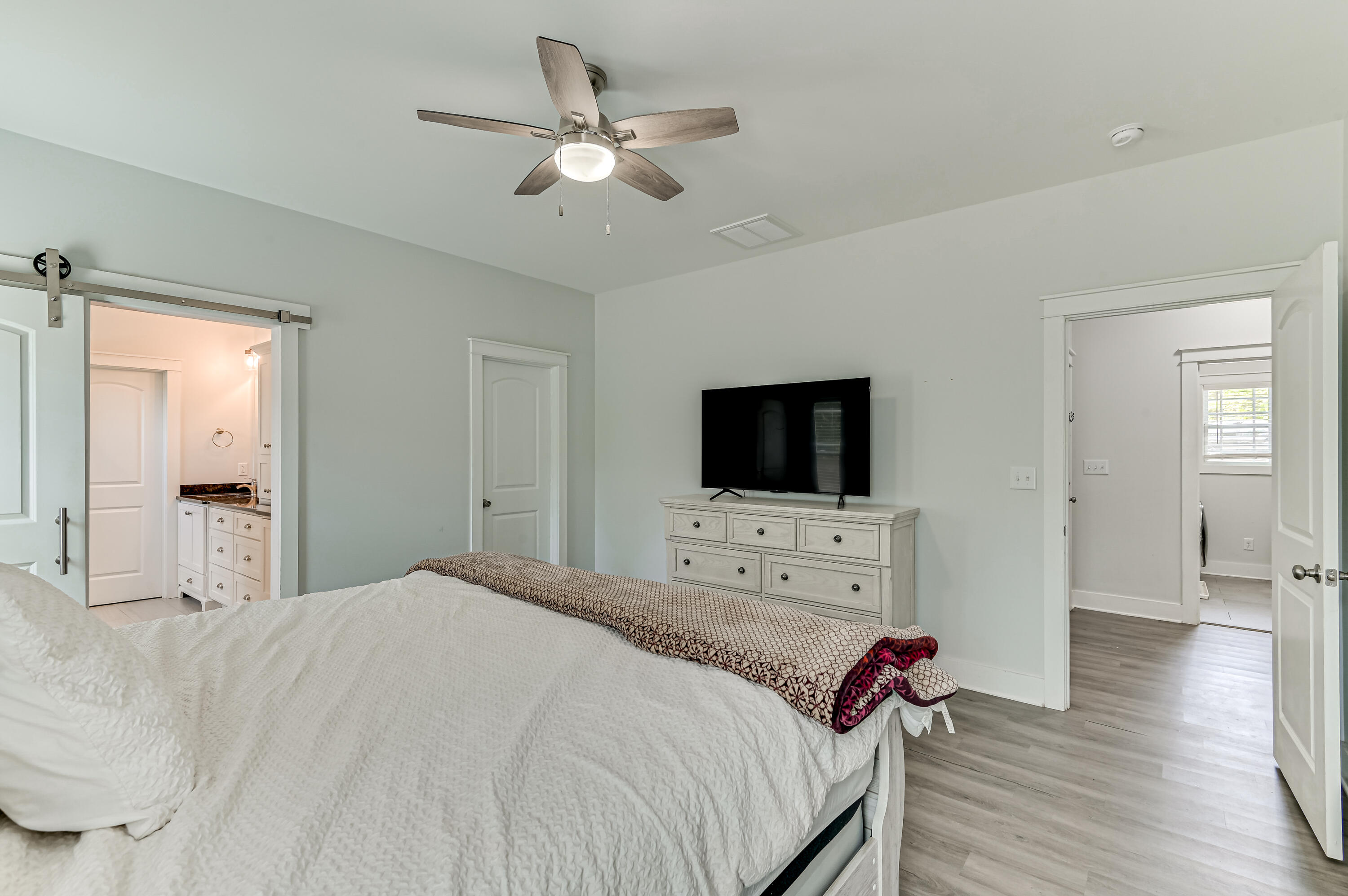 4889 Banks Mill Road Southeast Aiken, SC 29803 - Photo 17 of 34