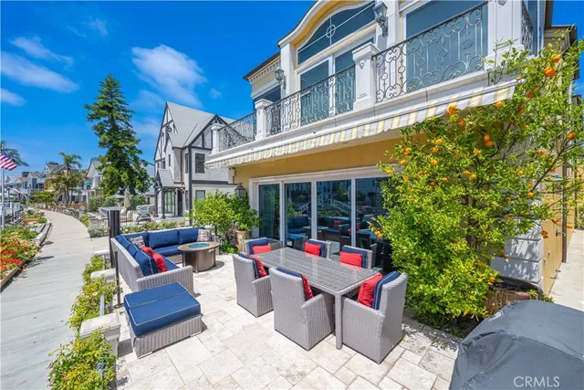$5,500,000 | 59 Rivo Alto Canal, Long Beach, CA 90803