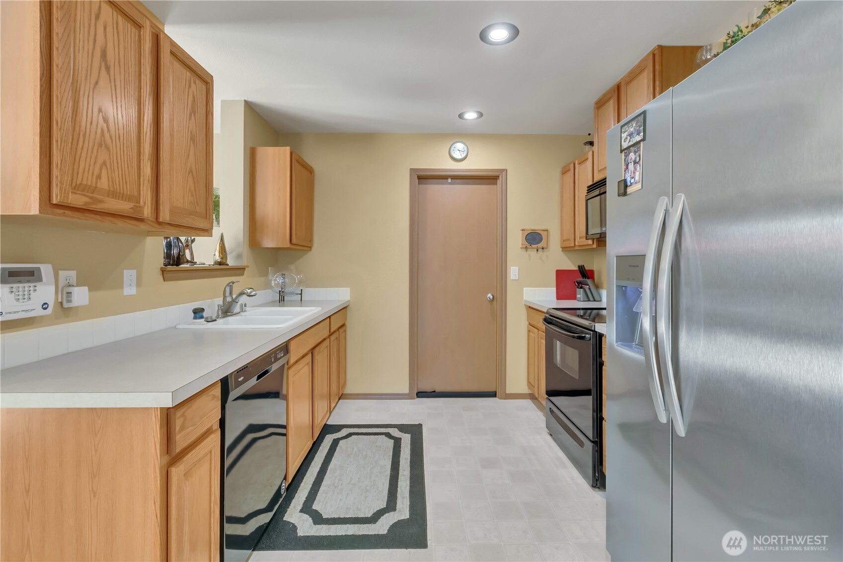 1013 Riddell Avenue Northeast Orting, WA 98360 - Photo 12 of 25