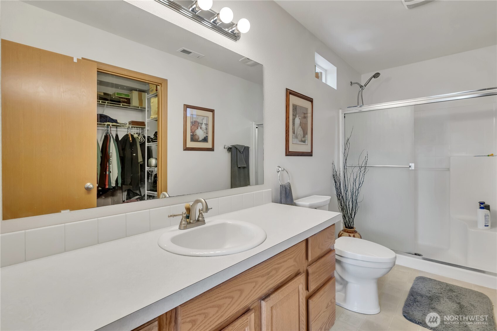 1013 Riddell Avenue Northeast Orting, WA 98360 - Photo 16 of 25