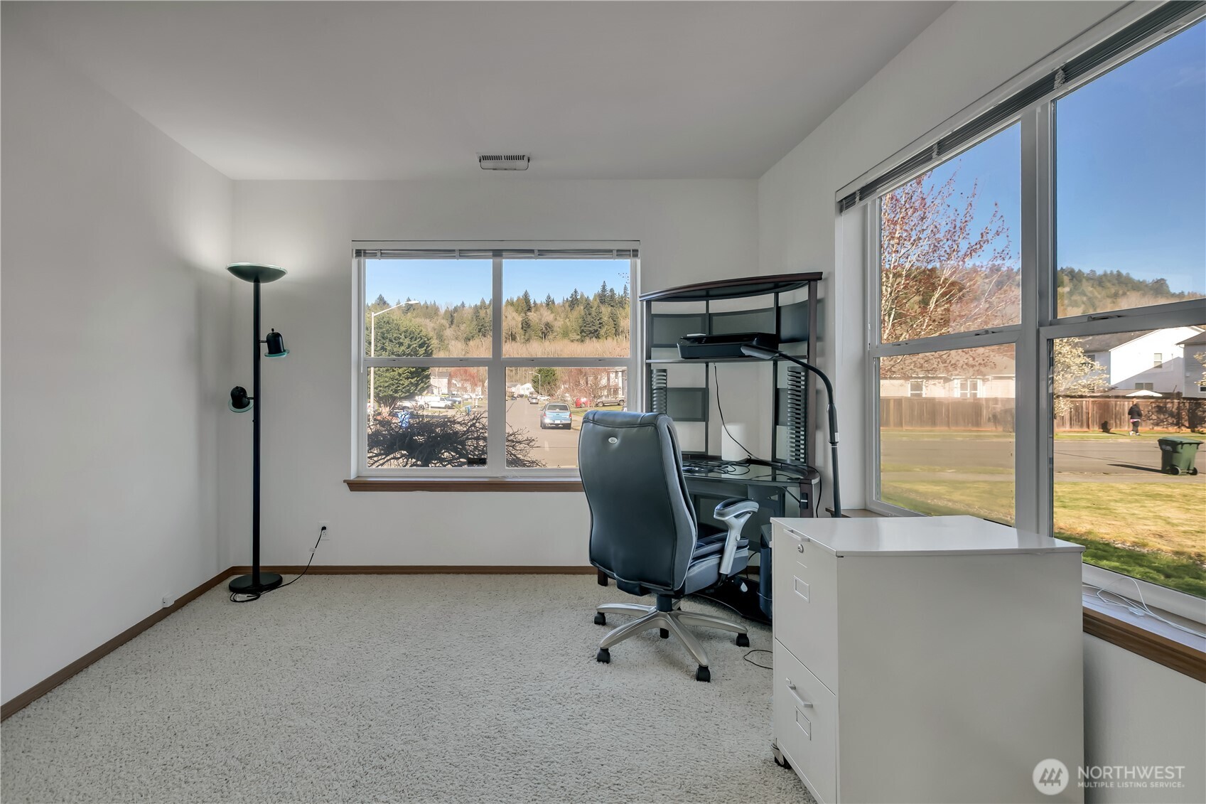 1013 Riddell Avenue Northeast Orting, WA 98360 - Photo 17 of 25