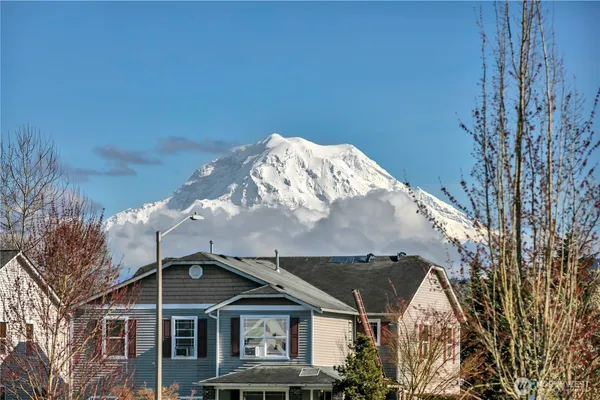 $450,000 | 1013 Riddell Avenue Northeast, Orting, WA 98360
