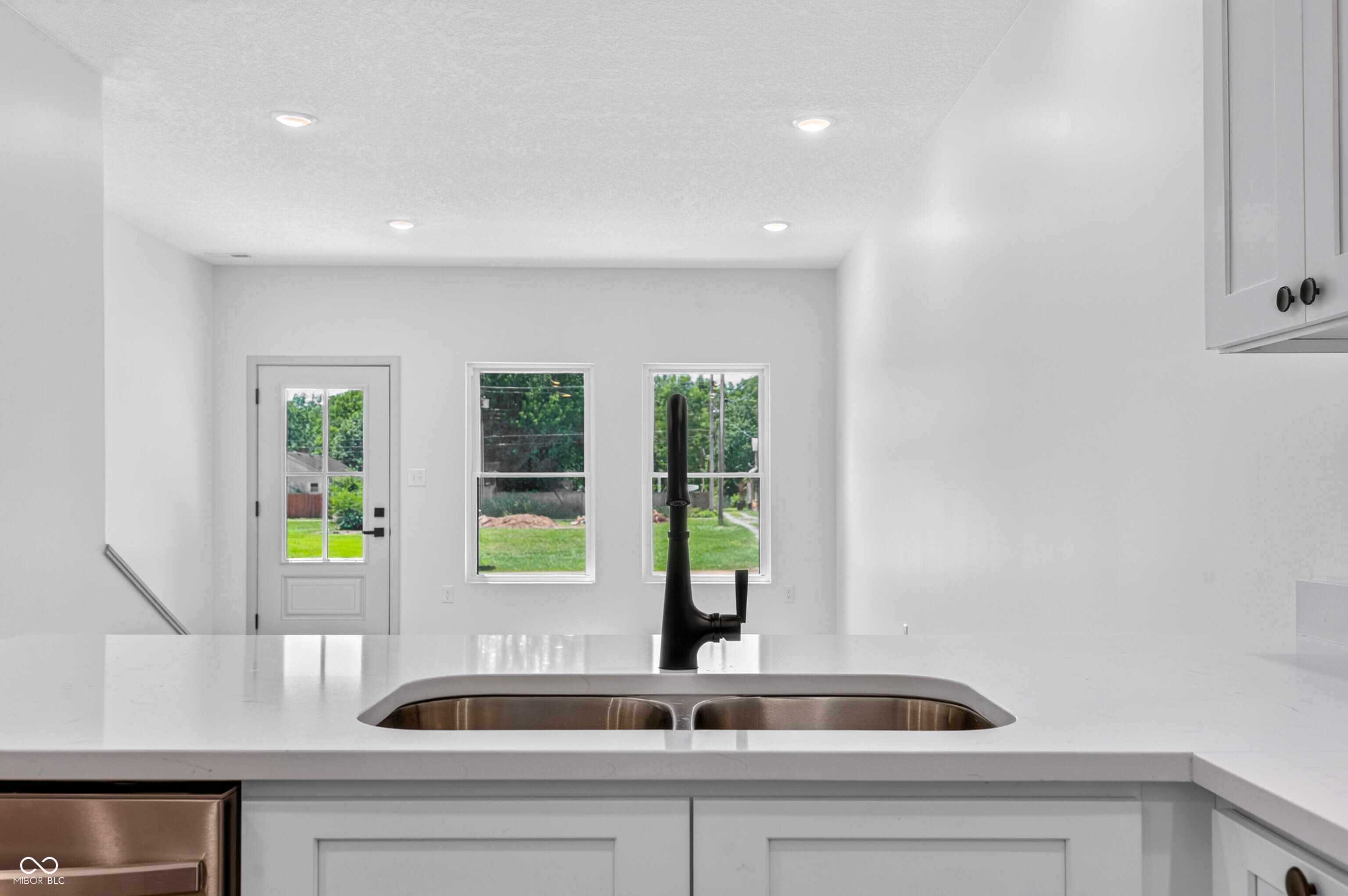 41 South Beatty Street Columbus, IN 47201 - Photo 21 of 69