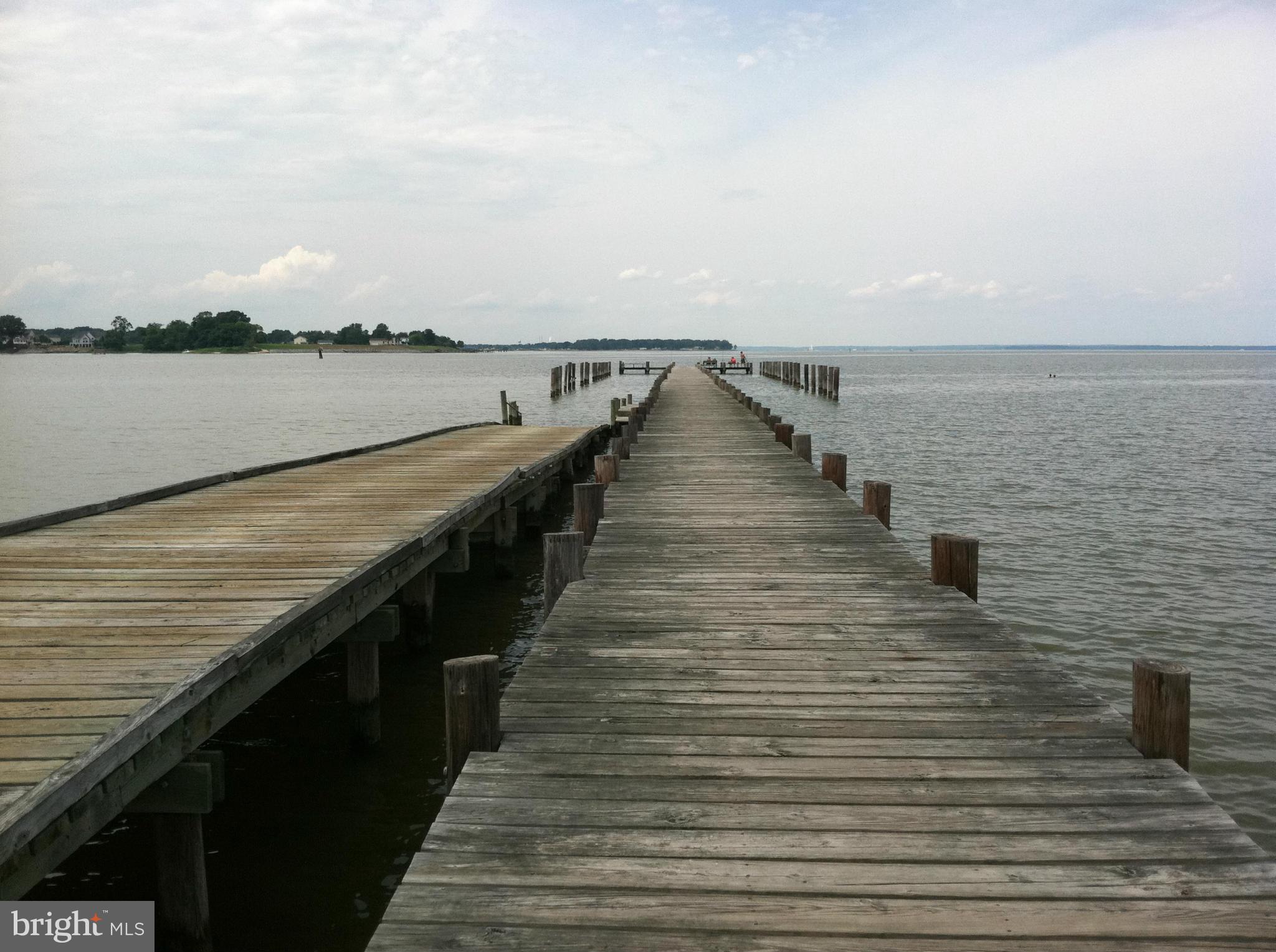 215 Blackwell Road Colonial Beach, VA 22443 - Photo 18 of 19 Community Pier