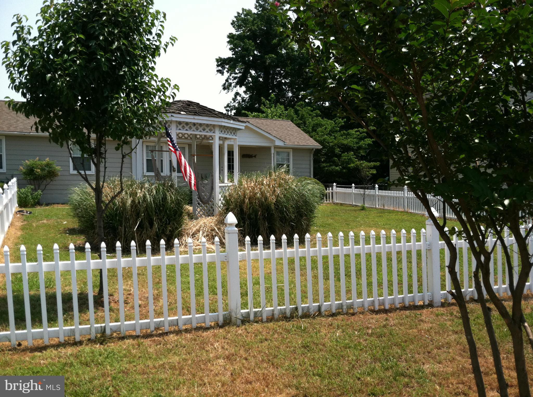 215 Blackwell Road Colonial Beach, VA 22443 - Photo 19 of 19 Exterior (Front)