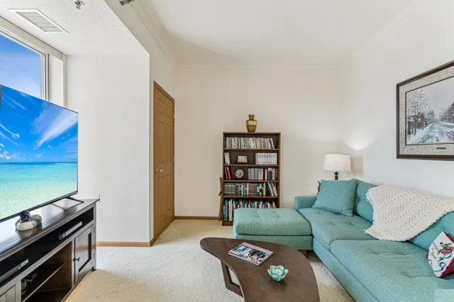 $479,900 | 6600 Lyndale Avenue South, Unit 503, Richfield, MN 55423