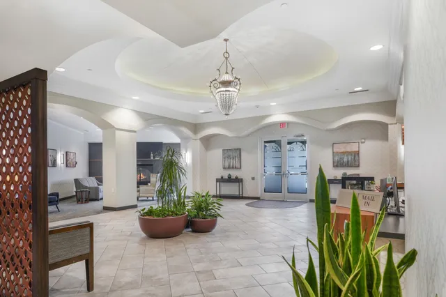 $479,900 | 6600 Lyndale Avenue South, Unit 503, Richfield, MN 55423