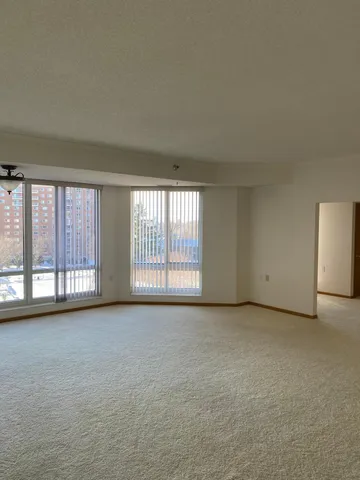 $479,900 | 6600 Lyndale Avenue South, Unit 503, Richfield, MN 55423