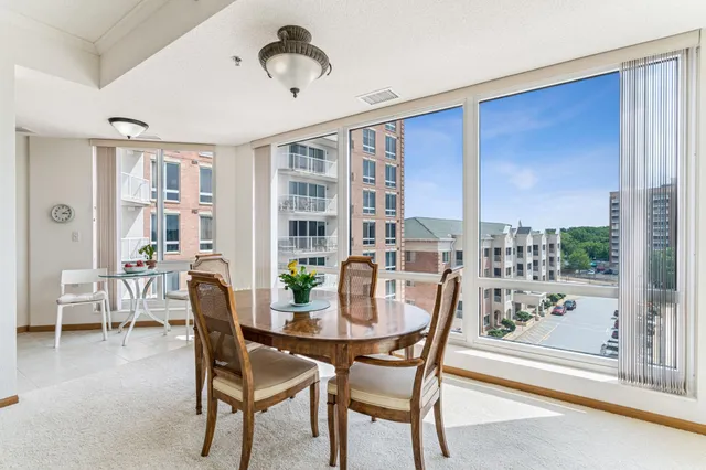 $479,900 | 6600 Lyndale Avenue South, Unit 503, Richfield, MN 55423