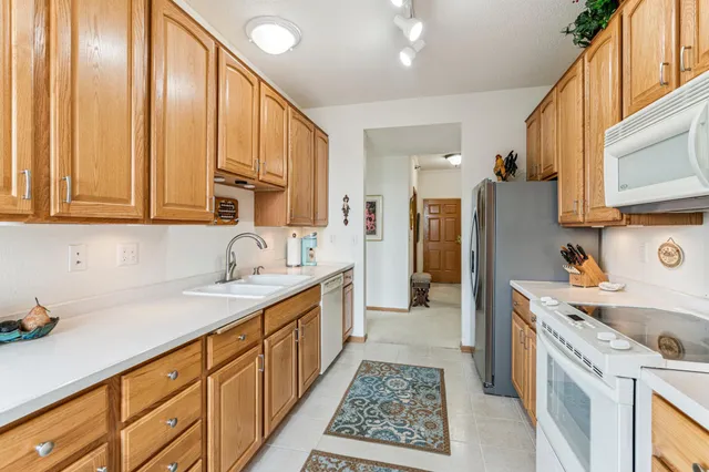 $479,900 | 6600 Lyndale Avenue South, Unit 503, Richfield, MN 55423