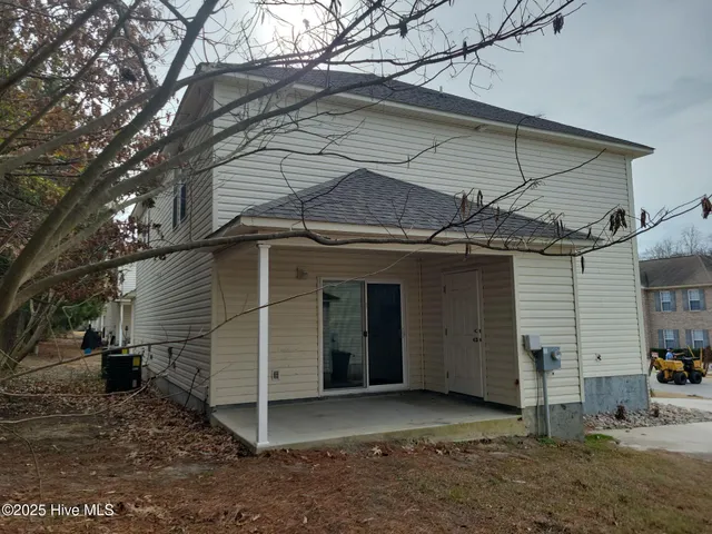 $1,600 | 1513 Pine Brook Court, Unit A, Greenville, NC 27858