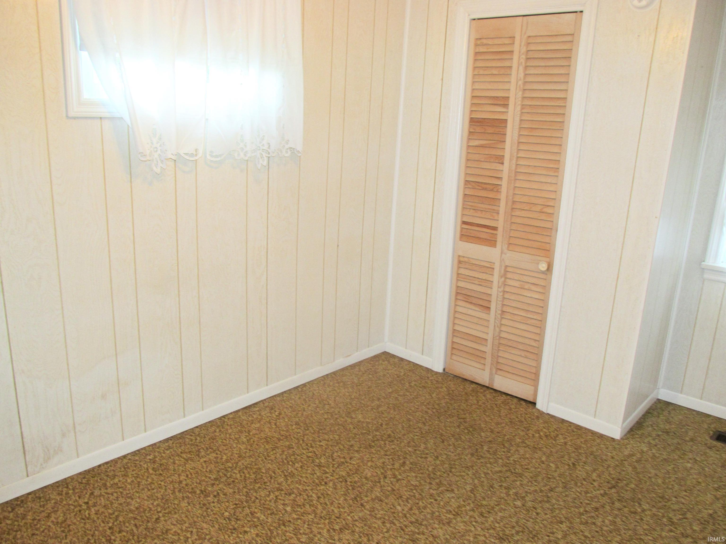 1920 Prospect Street South Bend, IN 46613 - Photo 5 of 9