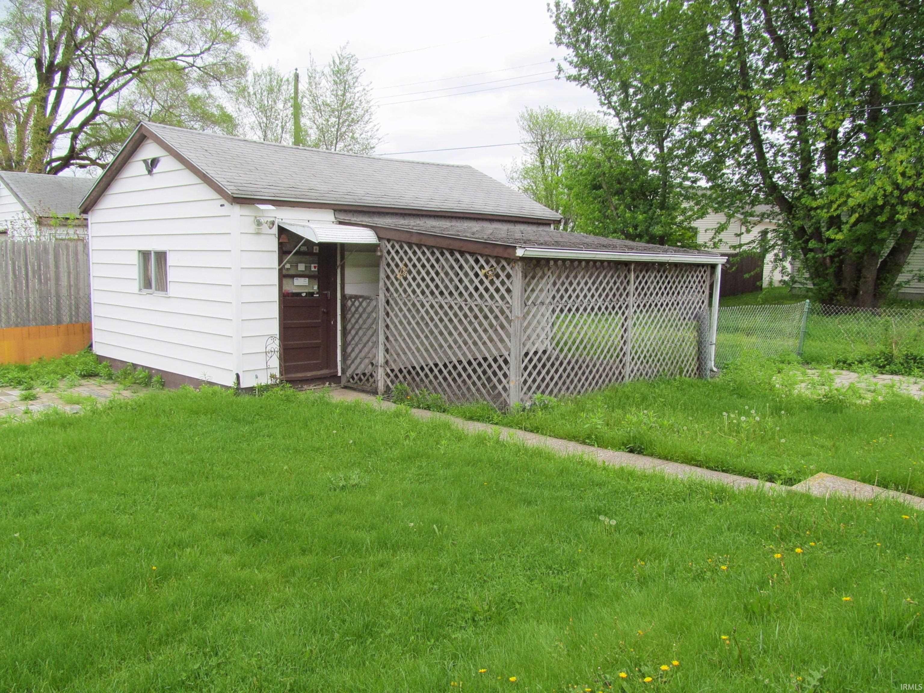 1920 Prospect Street South Bend, IN 46613 - Photo 8 of 9