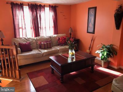 2485 Warm Spring Way Odenton, MD 21113 - Photo 2 of 12 Living Room