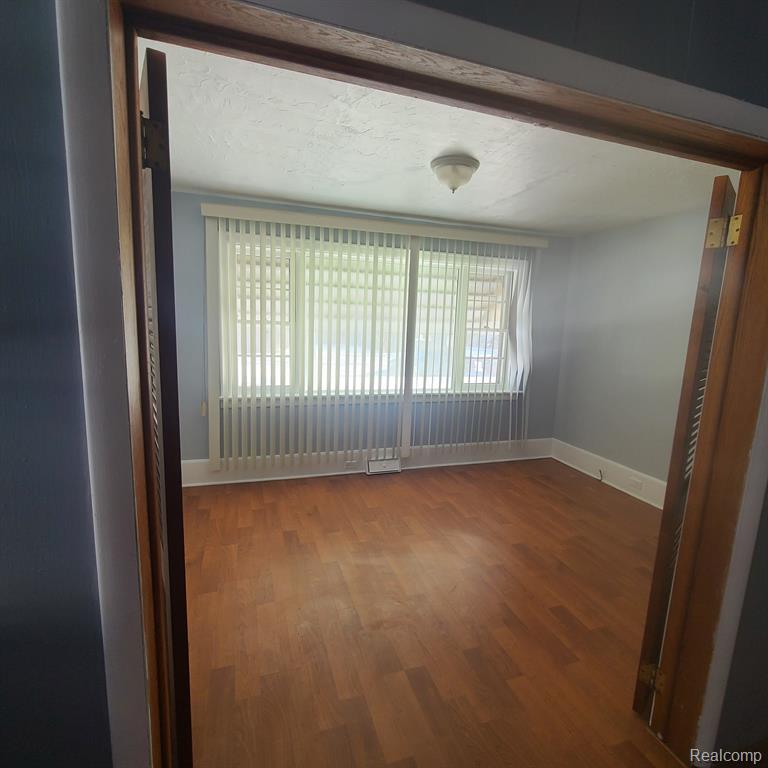39 Stapleton Street Mount Clemens, MI 48043 - Photo 10 of 43 Gallery Image 10