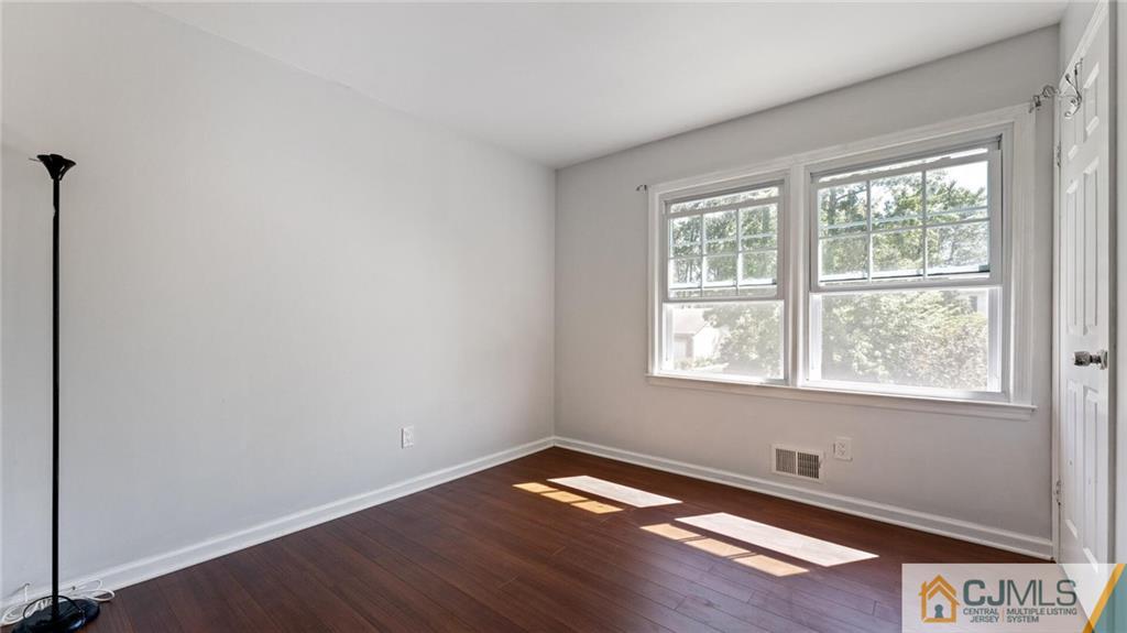 10 Oak Tree Road Monmouth Junction, NJ 08852 - Photo 16 of 26 Gallery Image 16