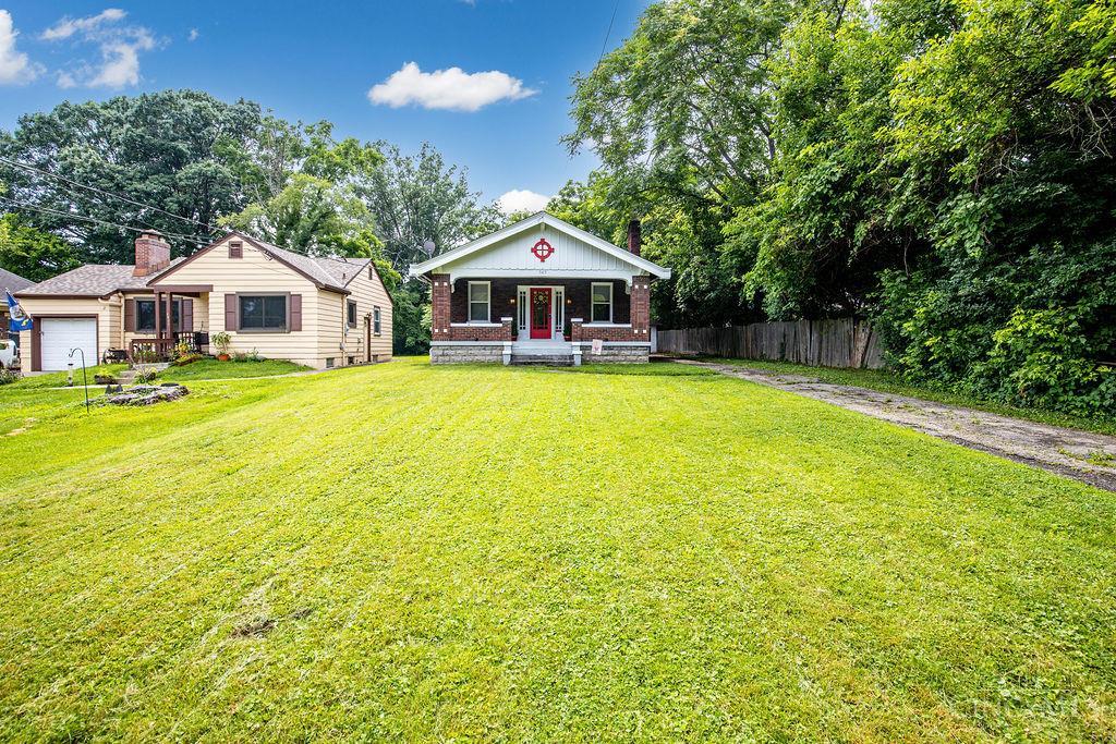 5415 Lester Road Cincinnati, OH 45213 - Photo 2 of 33