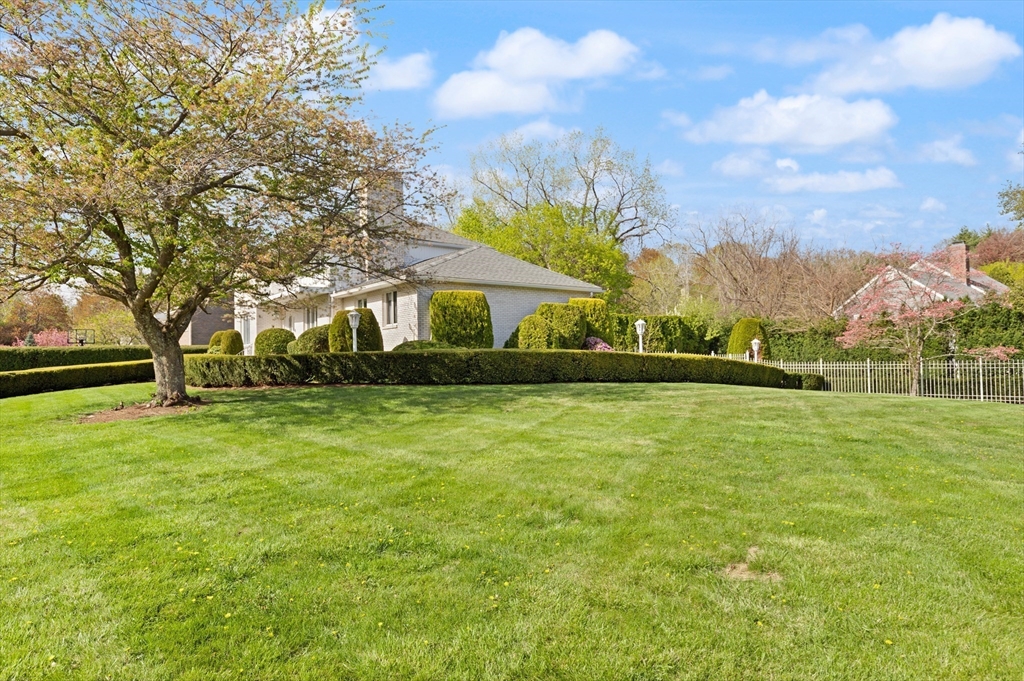 34 Coolidge Road Winchester, MA 01890 - Photo 33 of 33 a view of an outdoor space and yard