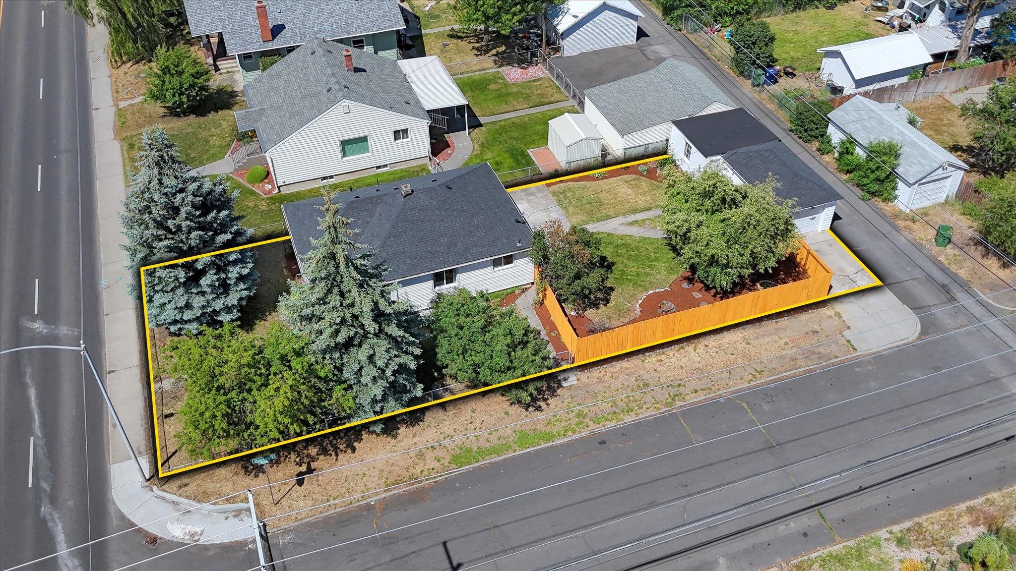 4204 North Monroe Street Spokane, WA 99205 - Photo 2 of 40
