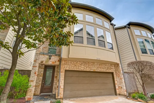 $2,450 | 2906 Leeland Street, Houston, TX 77003