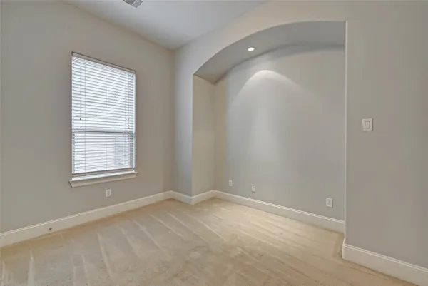 $2,450 | 2906 Leeland Street, Houston, TX 77003