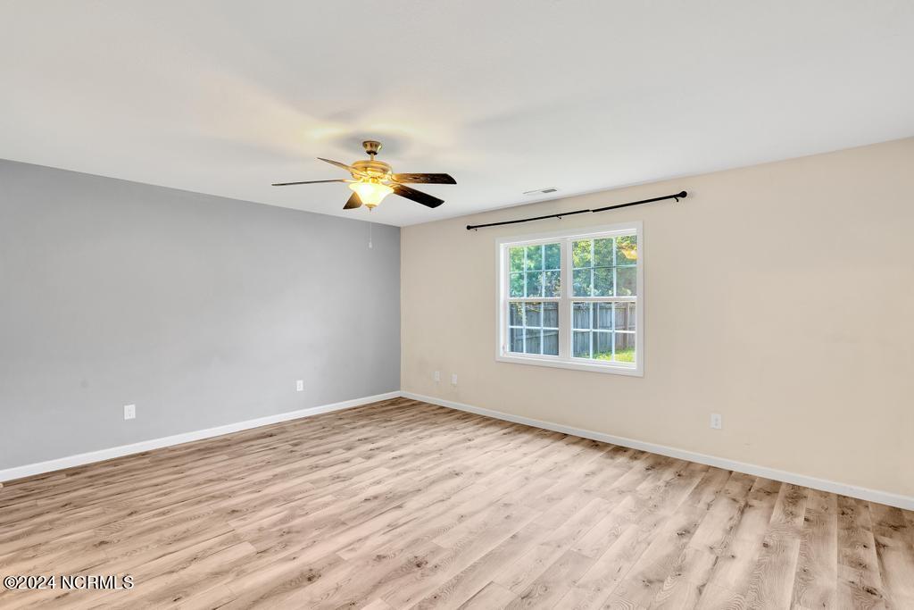 217 Loren Road Hubert, NC 28539 - Photo 9 of 21 IMG_5122