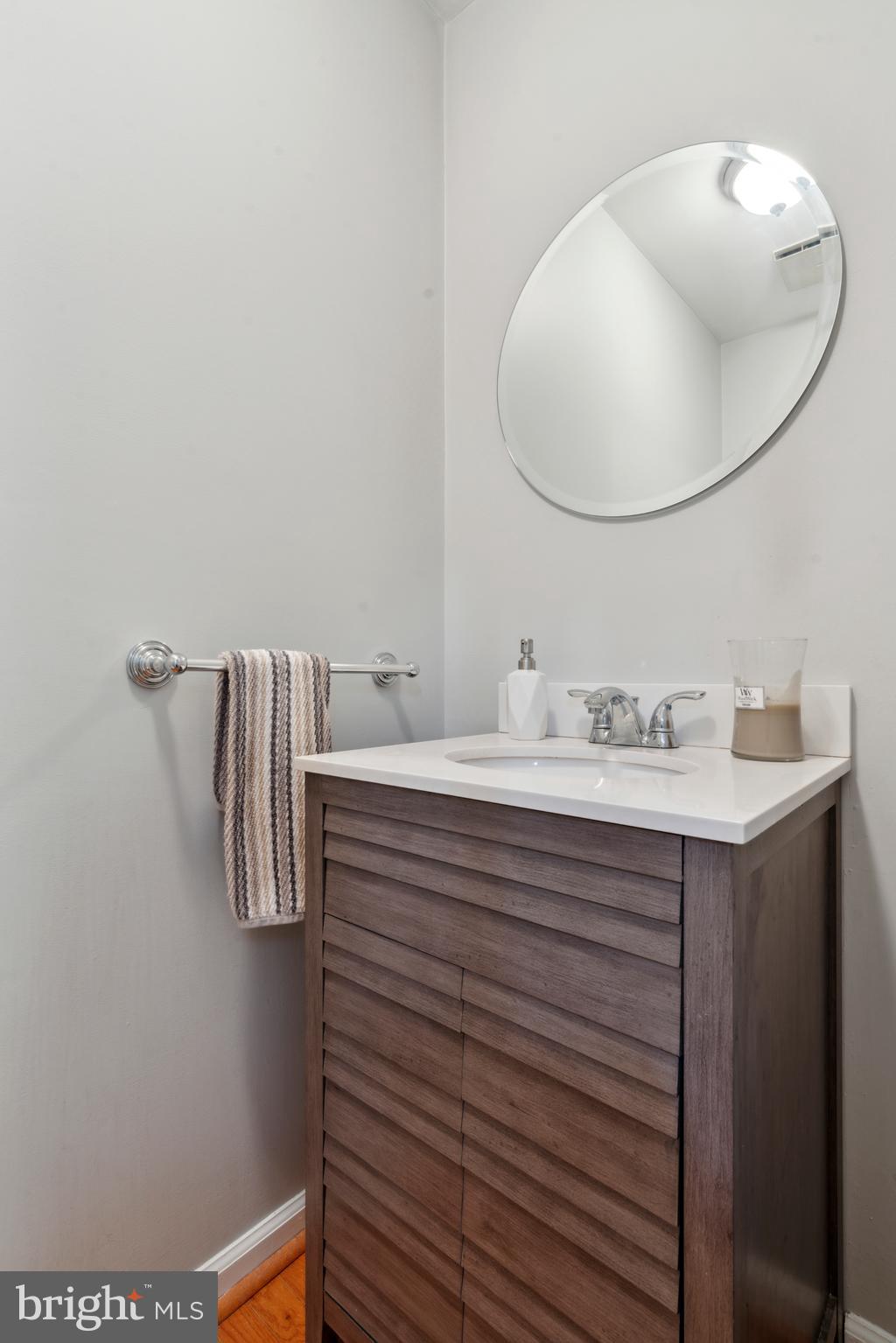 146 Poplar Road Newtown Square, PA 19073 - Photo 17 of 34 Powder Room