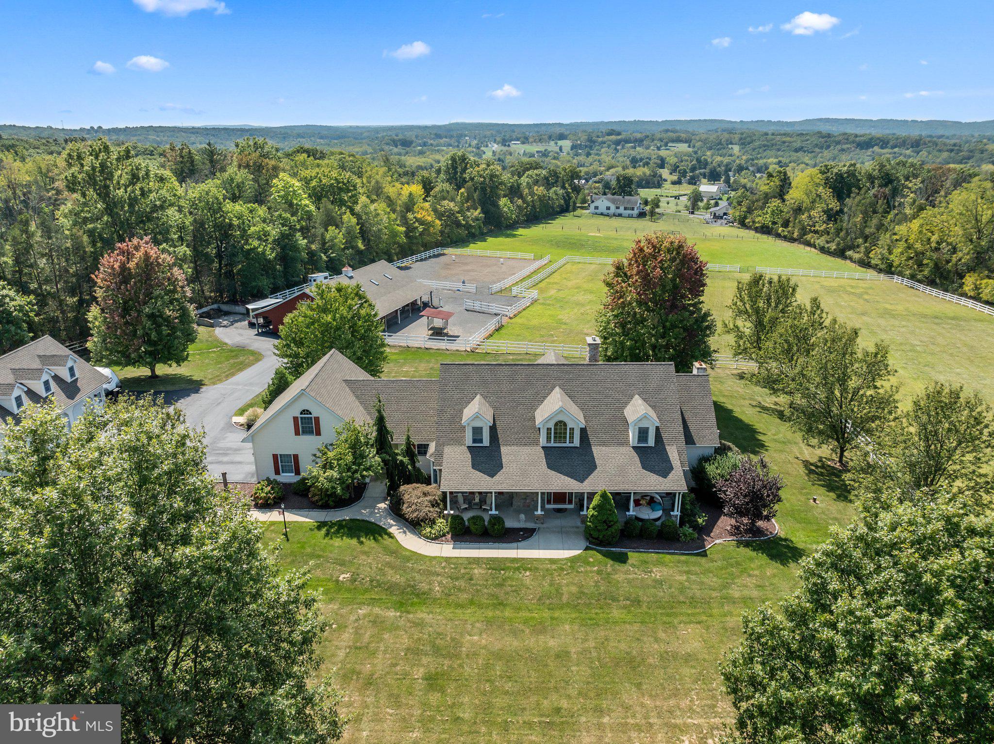 2012 Linsenbigler Road Pennsburg, PA 18073 - Photo 2 of 101 Gallery Image 2