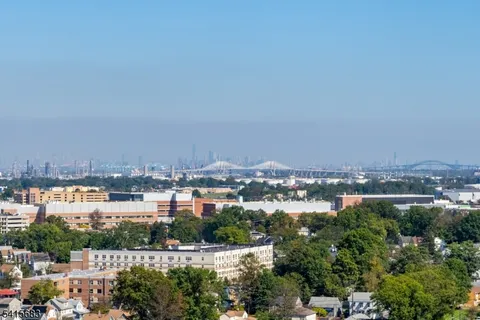 $340,000 | 1 Carriage City Plaza, Unit 705, Rahway, NJ 07065