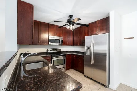 $340,000 | 1 Carriage City Plaza, Unit 705, Rahway, NJ 07065