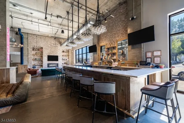 $340,000 | 1 Carriage City Plaza, Unit 705, Rahway, NJ 07065