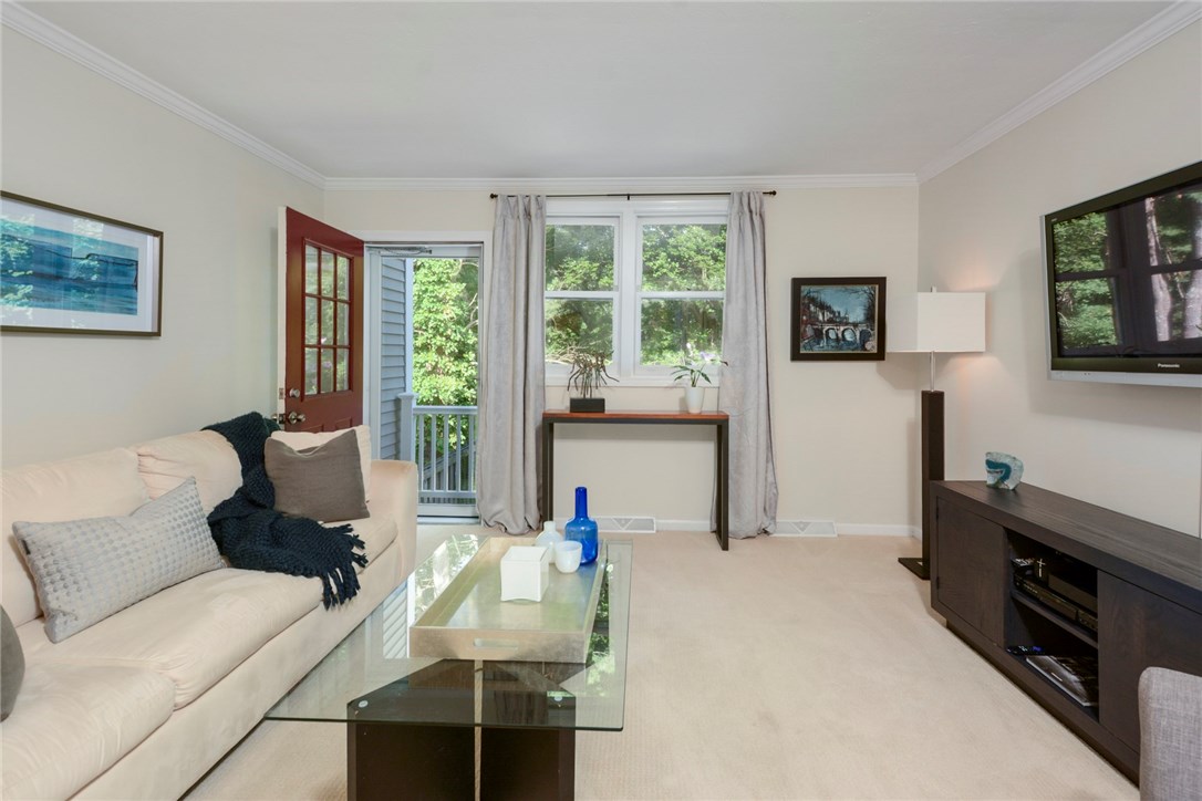 18 Summerville Road, Unit 18 Foxboro, MA 02035 - Photo 4 of 30 Gallery Image 4