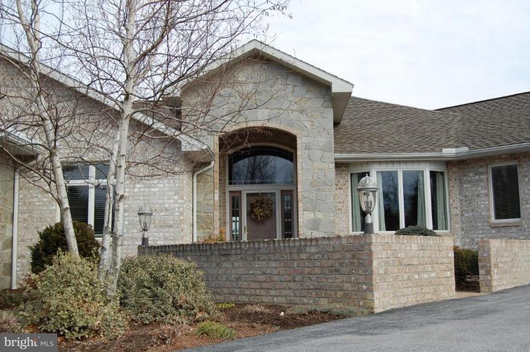 1133 Ragged Edge Road Chambersburg, PA 17202 - Photo 15 of 30 a front view of a house